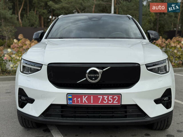 Белый Вольво C40 Recharge, объемом двигателя 0 л и пробегом 1 тыс. км за 34500 $, фото 13 на Automoto.ua