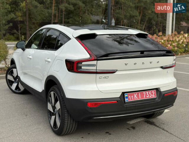 Белый Вольво C40 Recharge, объемом двигателя 0 л и пробегом 1 тыс. км за 34500 $, фото 18 на Automoto.ua