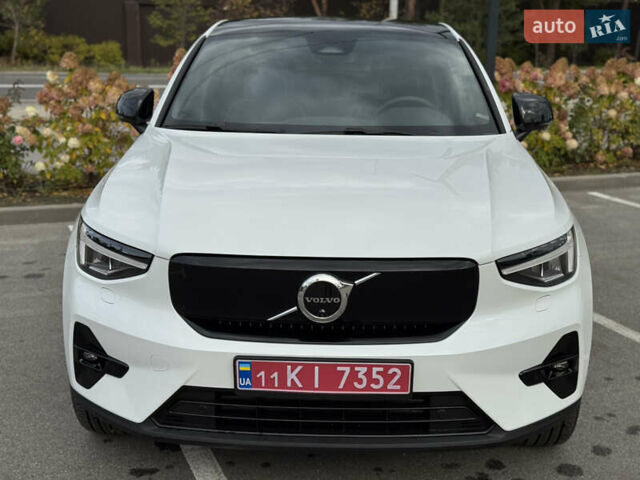 Белый Вольво C40 Recharge, объемом двигателя 0 л и пробегом 1 тыс. км за 34500 $, фото 14 на Automoto.ua
