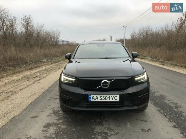 Черный Вольво C40 Recharge, объемом двигателя 0 л и пробегом 35 тыс. км за 31500 $, фото 5 на Automoto.ua
