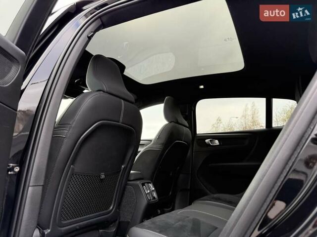 Черный Вольво C40 Recharge, объемом двигателя 0 л и пробегом 100 тыс. км за 29300 $, фото 31 на Automoto.ua