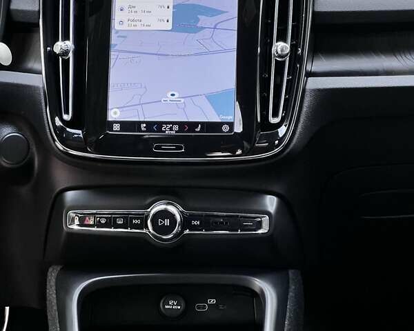 Черный Вольво C40 Recharge, объемом двигателя 0 л и пробегом 48 тыс. км за 28900 $, фото 23 на Automoto.ua