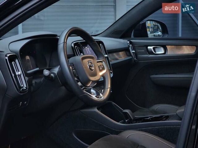 Чорний Вольво C40 Recharge, об'ємом двигуна 0 л та пробігом 68 тис. км за 28000 $, фото 26 на Automoto.ua