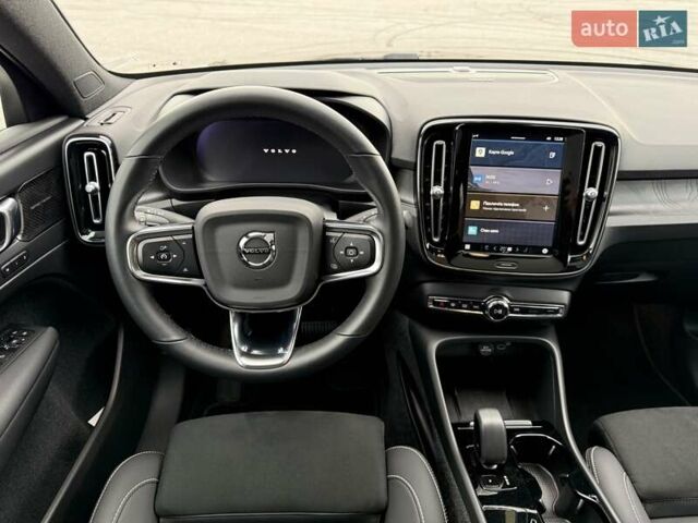 Черный Вольво C40 Recharge, объемом двигателя 0 л и пробегом 100 тыс. км за 29300 $, фото 43 на Automoto.ua