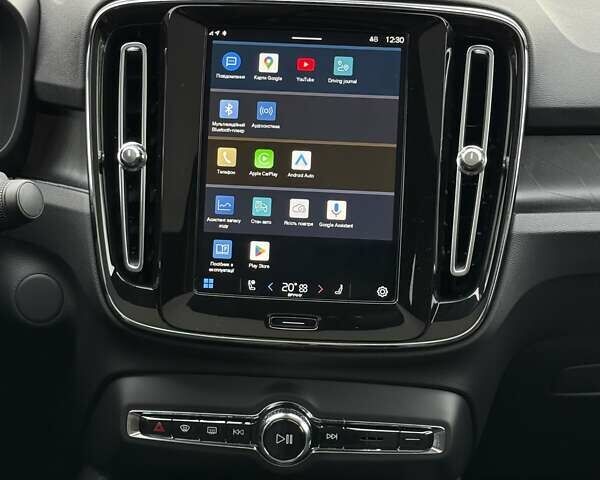 Черный Вольво C40 Recharge, объемом двигателя 0 л и пробегом 100 тыс. км за 29300 $, фото 45 на Automoto.ua