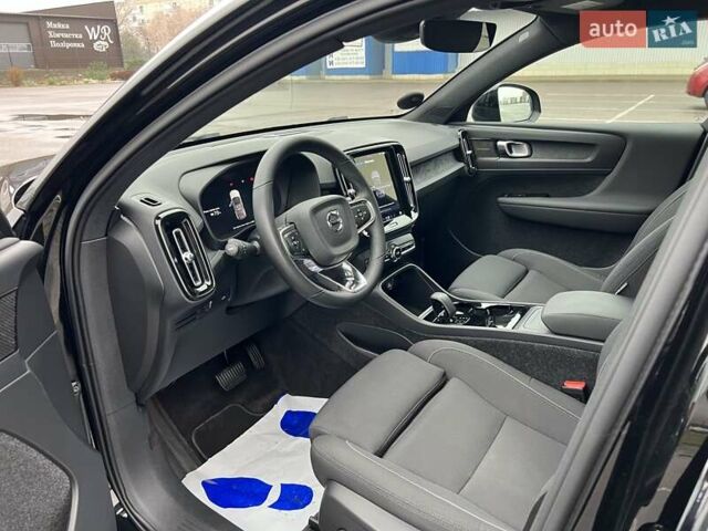 Черный Вольво C40 Recharge, объемом двигателя 0 л и пробегом 120 тыс. км за 27000 $, фото 15 на Automoto.ua