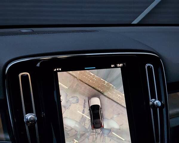 Чорний Вольво C40 Recharge, об'ємом двигуна 0 л та пробігом 68 тис. км за 28000 $, фото 36 на Automoto.ua