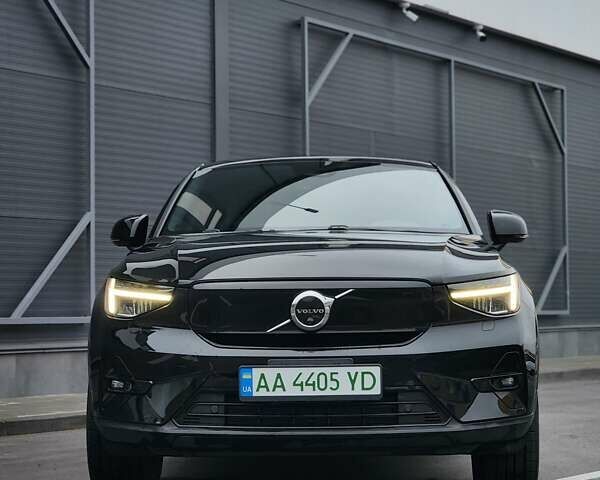 Чорний Вольво C40 Recharge, об'ємом двигуна 0 л та пробігом 68 тис. км за 28000 $, фото 2 на Automoto.ua