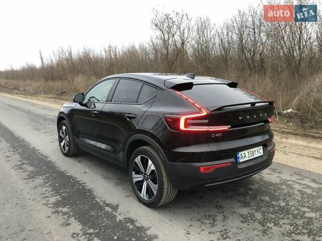 Черный Вольво C40 Recharge, объемом двигателя 0 л и пробегом 35 тыс. км за 31500 $, фото 3 на Automoto.ua