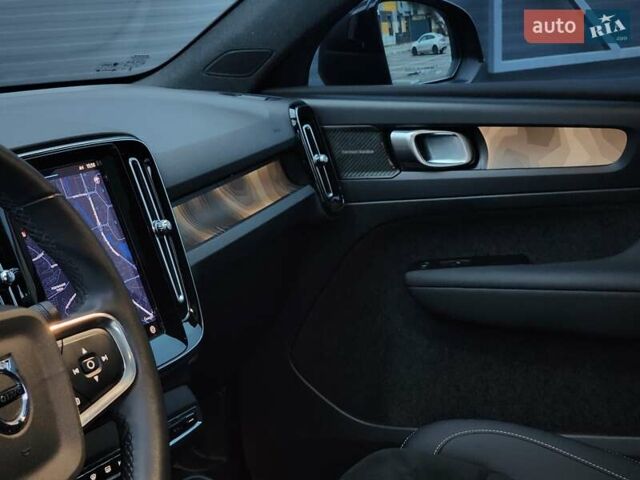 Чорний Вольво C40 Recharge, об'ємом двигуна 0 л та пробігом 68 тис. км за 28000 $, фото 33 на Automoto.ua