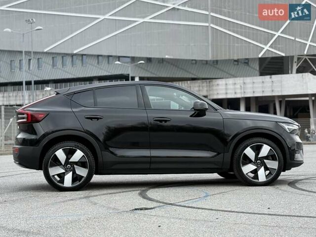 Черный Вольво C40 Recharge, объемом двигателя 0 л и пробегом 100 тыс. км за 29300 $, фото 16 на Automoto.ua