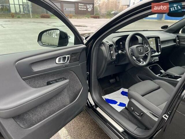 Черный Вольво C40 Recharge, объемом двигателя 0 л и пробегом 120 тыс. км за 27000 $, фото 21 на Automoto.ua