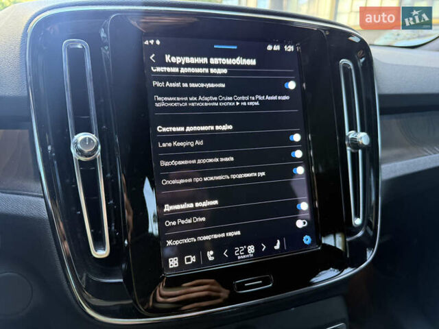 Черный Вольво C40 Recharge, объемом двигателя 0 л и пробегом 44 тыс. км за 28300 $, фото 48 на Automoto.ua