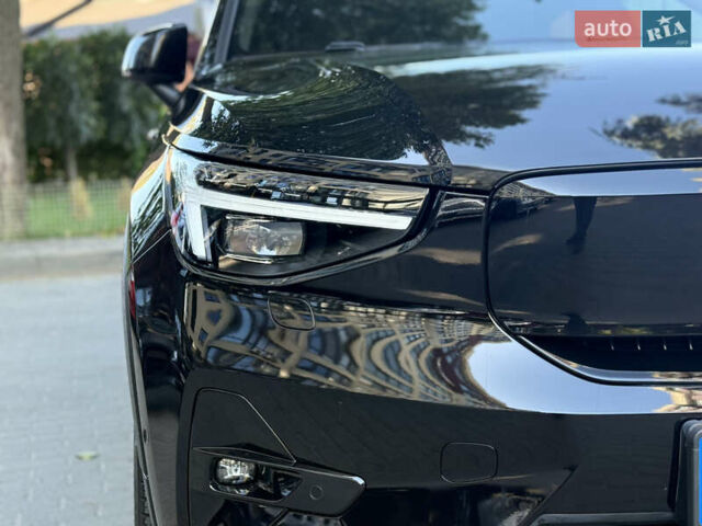Черный Вольво C40 Recharge, объемом двигателя 0 л и пробегом 44 тыс. км за 28300 $, фото 18 на Automoto.ua