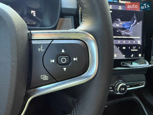 Черный Вольво C40 Recharge, объемом двигателя 0 л и пробегом 44 тыс. км за 28300 $, фото 44 на Automoto.ua