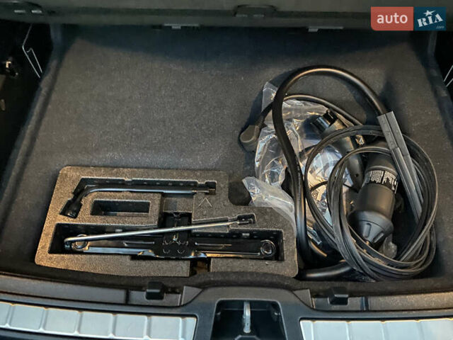 Чорний Вольво C40 Recharge, об'ємом двигуна 0 л та пробігом 47 тис. км за 27700 $, фото 56 на Automoto.ua