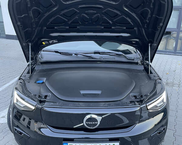 Чорний Вольво C40 Recharge, об'ємом двигуна 0 л та пробігом 100 тис. км за 33700 $, фото 19 на Automoto.ua
