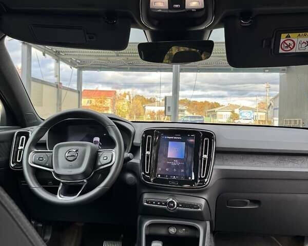 Чорний Вольво C40 Recharge, об'ємом двигуна 0 л та пробігом 75 тис. км за 25000 $, фото 14 на Automoto.ua