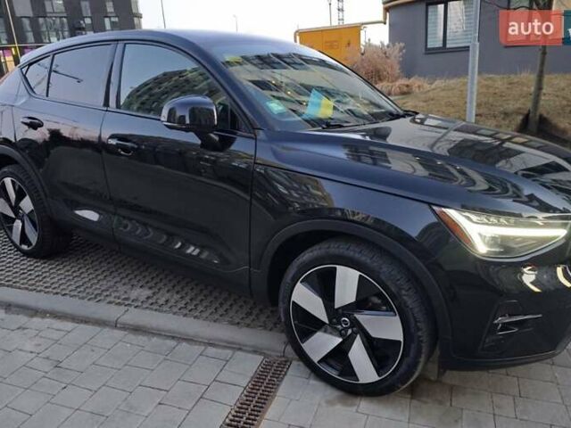 Черный Вольво C40 Recharge, объемом двигателя 0 л и пробегом 43 тыс. км за 29900 $, фото 4 на Automoto.ua