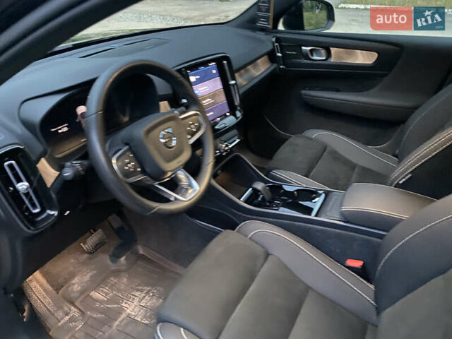 Чорний Вольво C40 Recharge, об'ємом двигуна 0 л та пробігом 47 тис. км за 27700 $, фото 42 на Automoto.ua