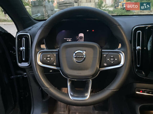 Чорний Вольво C40 Recharge, об'ємом двигуна 0 л та пробігом 47 тис. км за 27700 $, фото 45 на Automoto.ua