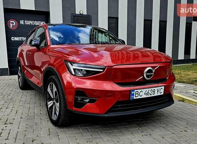Красный Вольво C40 Recharge, объемом двигателя 0 л и пробегом 52 тыс. км за 25500 $, фото 8 на Automoto.ua
