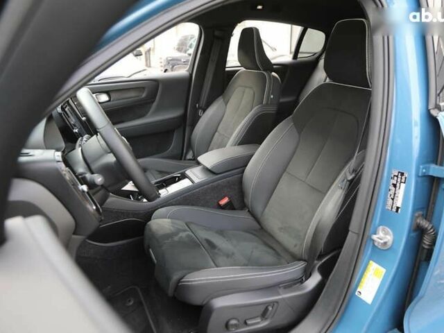 Вольво C40 Recharge, объемом двигателя 4.25 л и пробегом 29 тыс. км за 34400 $, фото 5 на Automoto.ua