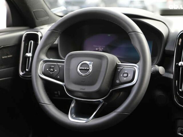 Вольво C40 Recharge, объемом двигателя 4.25 л и пробегом 29 тыс. км за 34400 $, фото 12 на Automoto.ua