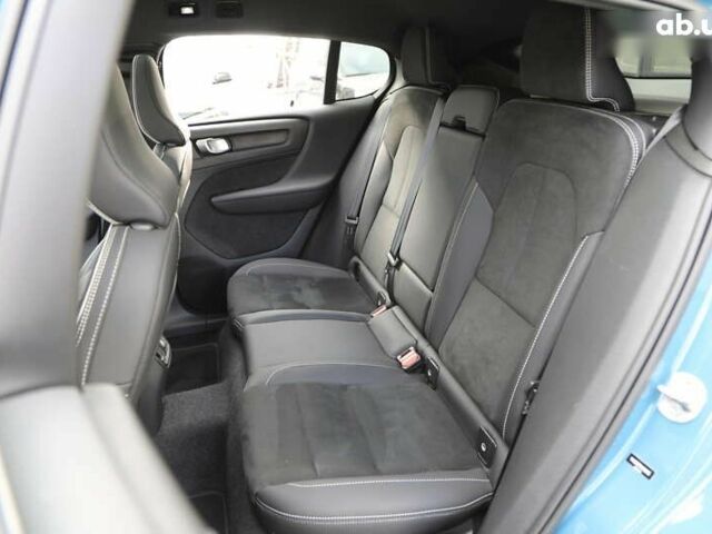 Вольво C40 Recharge, объемом двигателя 4.25 л и пробегом 29 тыс. км за 34400 $, фото 6 на Automoto.ua