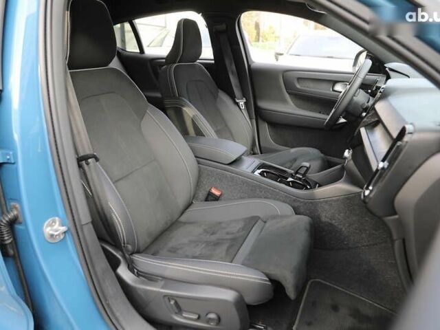 Вольво C40 Recharge, объемом двигателя 4.25 л и пробегом 29 тыс. км за 34400 $, фото 8 на Automoto.ua