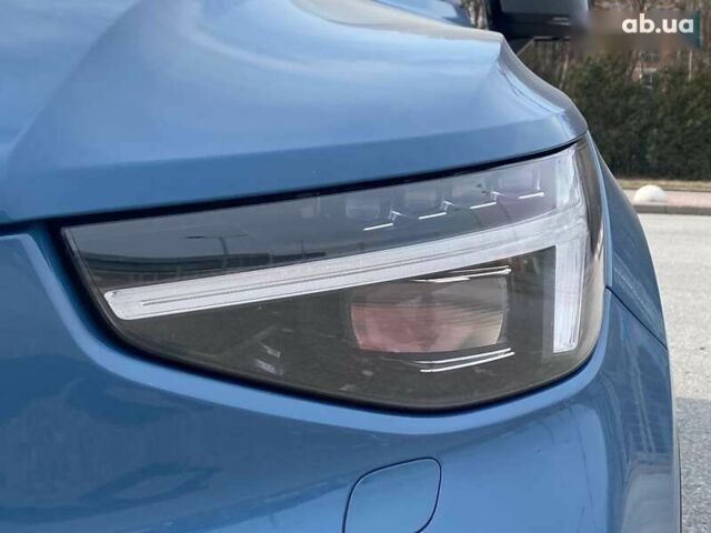 Вольво C40 Recharge, объемом двигателя 0 л и пробегом 51 тыс. км за 30490 $, фото 7 на Automoto.ua