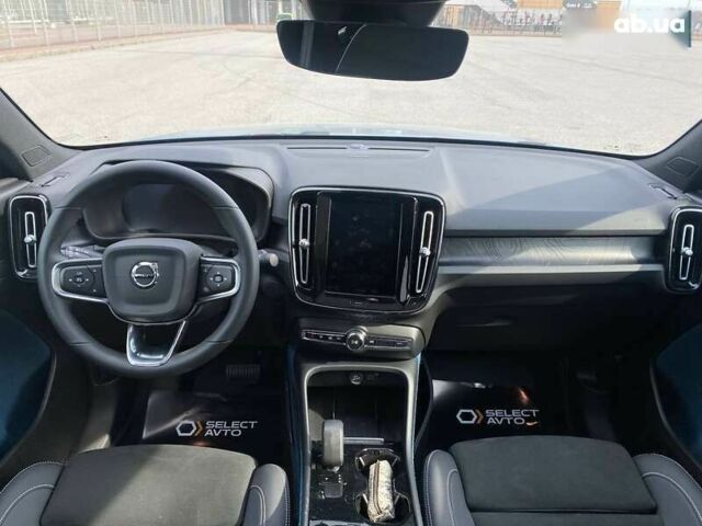 Вольво C40 Recharge, объемом двигателя 0 л и пробегом 51 тыс. км за 30490 $, фото 16 на Automoto.ua