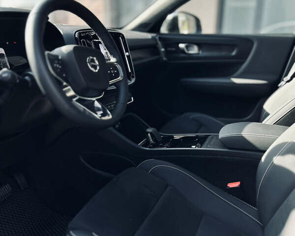 Вольво C40 Recharge, объемом двигателя 0 л и пробегом 1 тыс. км за 34300 $, фото 9 на Automoto.ua