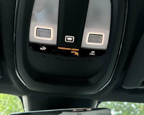 Вольво C40 Recharge, об'ємом двигуна 0 л та пробігом 33 тис. км за 32500 $, фото 8 на Automoto.ua