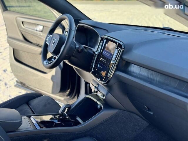 Вольво C40 Recharge, об'ємом двигуна 0 л та пробігом 13 тис. км за 29500 $, фото 28 на Automoto.ua