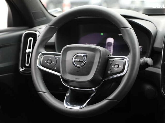 Вольво C40 Recharge, объемом двигателя 0 л и пробегом 19 тыс. км за 32900 $, фото 13 на Automoto.ua