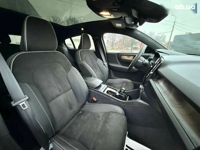 Вольво C40 Recharge, объемом двигателя 0 л и пробегом 21 тыс. км за 17900 $, фото 21 на Automoto.ua