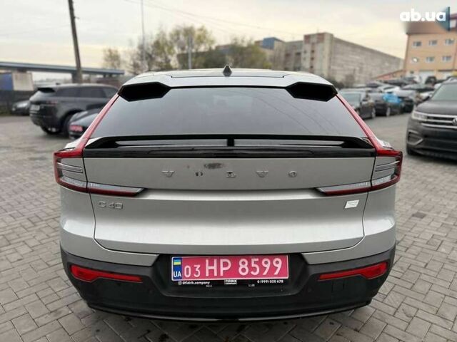 Вольво C40 Recharge, объемом двигателя 0 л и пробегом 21 тыс. км за 17900 $, фото 4 на Automoto.ua