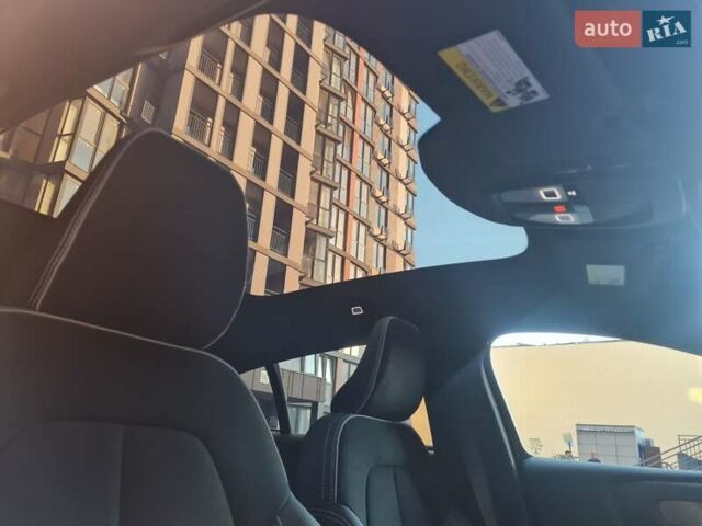 Вольво C40 Recharge, объемом двигателя 0 л и пробегом 16 тыс. км за 35500 $, фото 12 на Automoto.ua