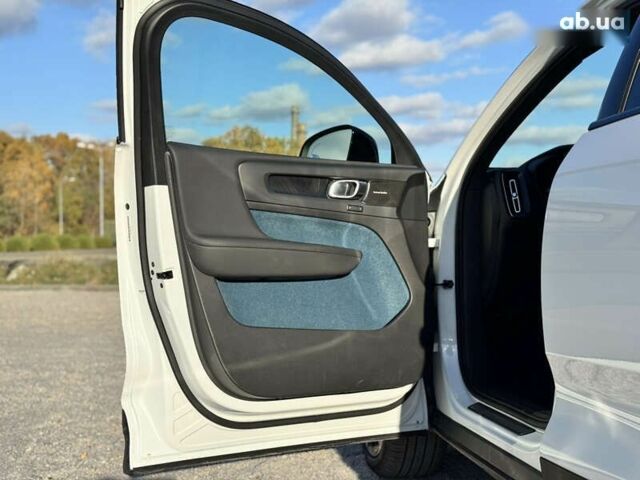 Вольво C40 Recharge, объемом двигателя 0 л и пробегом 43 тыс. км за 31200 $, фото 25 на Automoto.ua