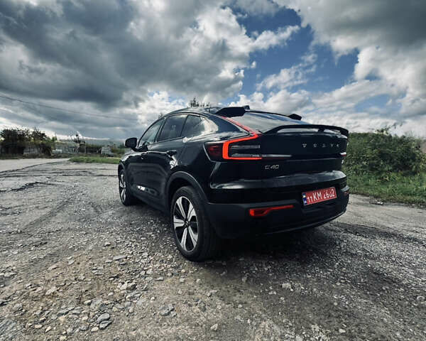 Вольво C40 Recharge, объемом двигателя 0 л и пробегом 53 тыс. км за 27999 $, фото 2 на Automoto.ua