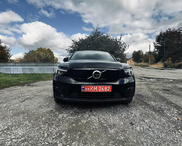 Вольво C40 Recharge, объемом двигателя 0 л и пробегом 53 тыс. км за 27999 $, фото 5 на Automoto.ua