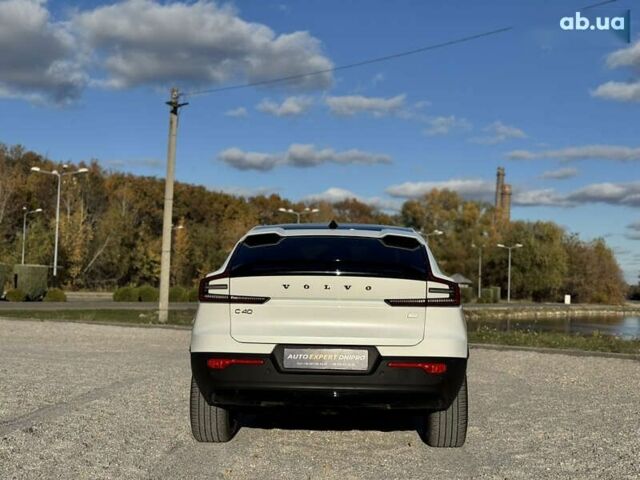 Вольво C40 Recharge, объемом двигателя 0 л и пробегом 43 тыс. км за 31200 $, фото 5 на Automoto.ua