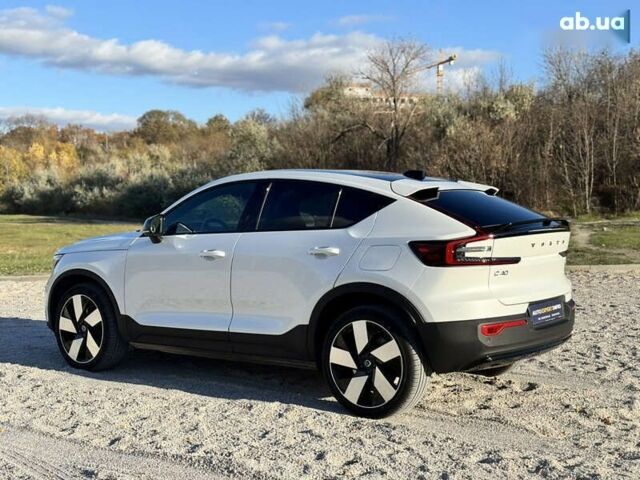 Вольво C40 Recharge, объемом двигателя 0 л и пробегом 43 тыс. км за 31200 $, фото 4 на Automoto.ua