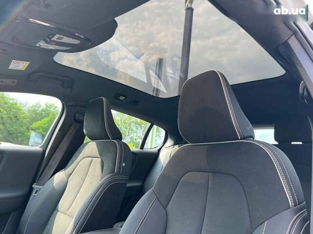 Вольво C40 Recharge, об'ємом двигуна 0 л та пробігом 24 тис. км за 33400 $, фото 21 на Automoto.ua