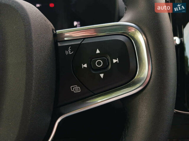 Серый Вольво C40 Recharge, объемом двигателя 0 л и пробегом 21 тыс. км за 41790 $, фото 17 на Automoto.ua