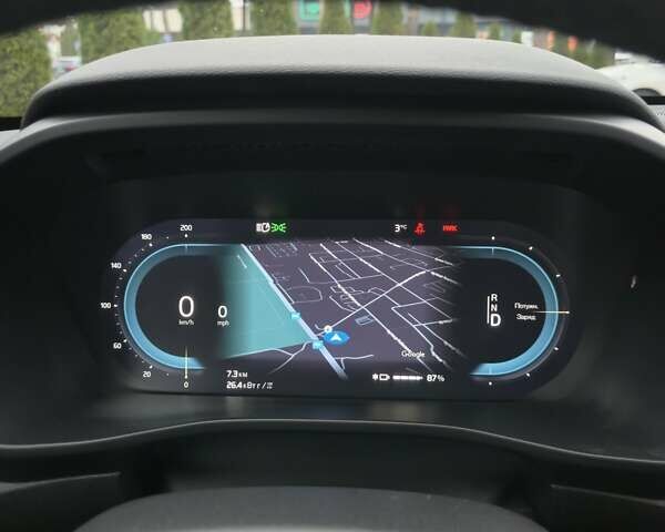 Сірий Вольво C40 Recharge, об'ємом двигуна 0 л та пробігом 68 тис. км за 27900 $, фото 14 на Automoto.ua