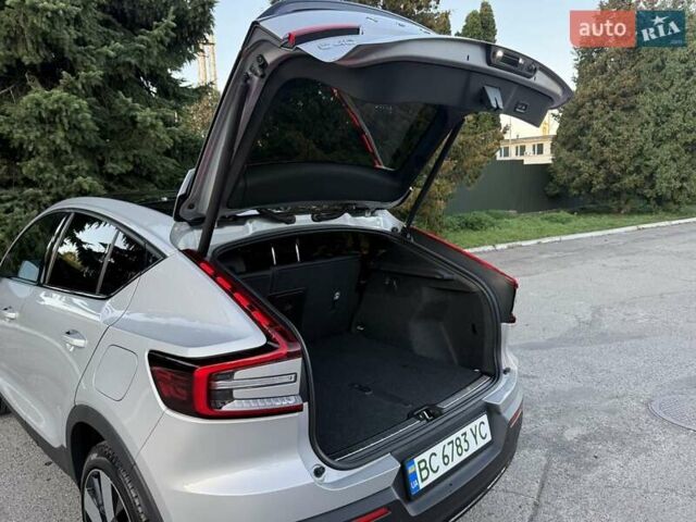 Серый Вольво C40 Recharge, объемом двигателя 0 л и пробегом 27 тыс. км за 29900 $, фото 12 на Automoto.ua