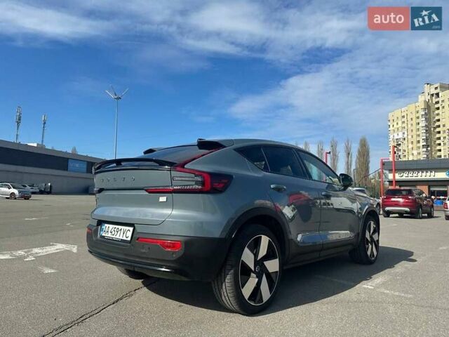 Серый Вольво C40 Recharge, объемом двигателя 0 л и пробегом 29 тыс. км за 32500 $, фото 7 на Automoto.ua