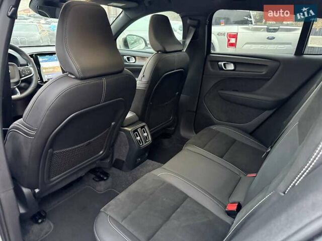 Серый Вольво C40 Recharge, объемом двигателя 0 л и пробегом 21 тыс. км за 18300 $, фото 16 на Automoto.ua